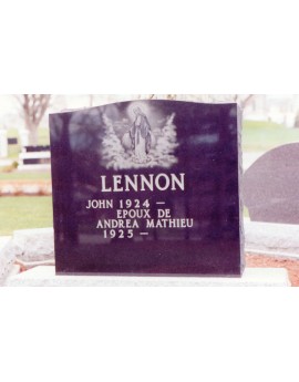 Les cieux et sa sainte vierge Les cieux et sa sainte vierge